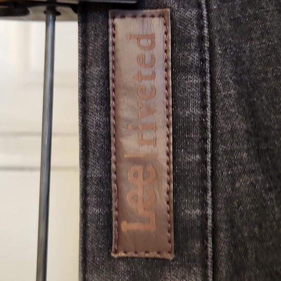 Lee Riveted Jeans - Picture 2 of 5